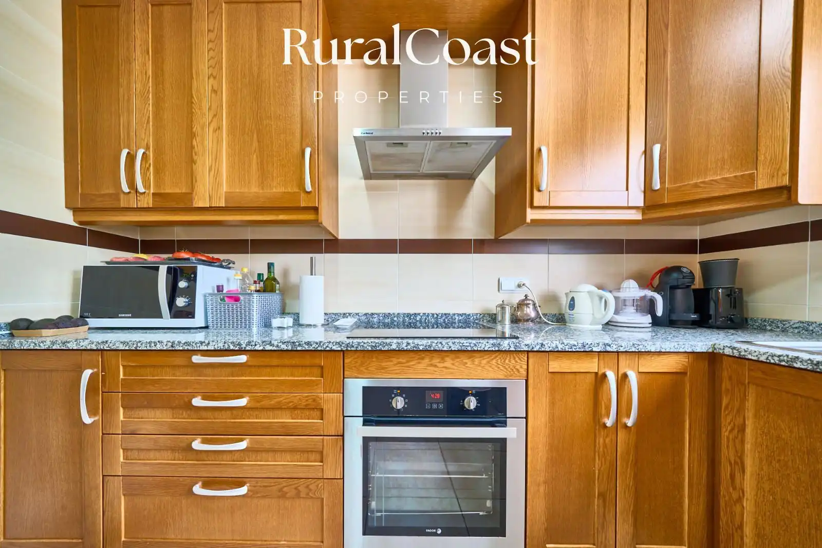Cocina de Casa adosada en venta en Aigües con Aire acondicionado, Calefacción y Jardín privado