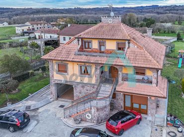 House with garden for sale in Camíno de Castañéu
