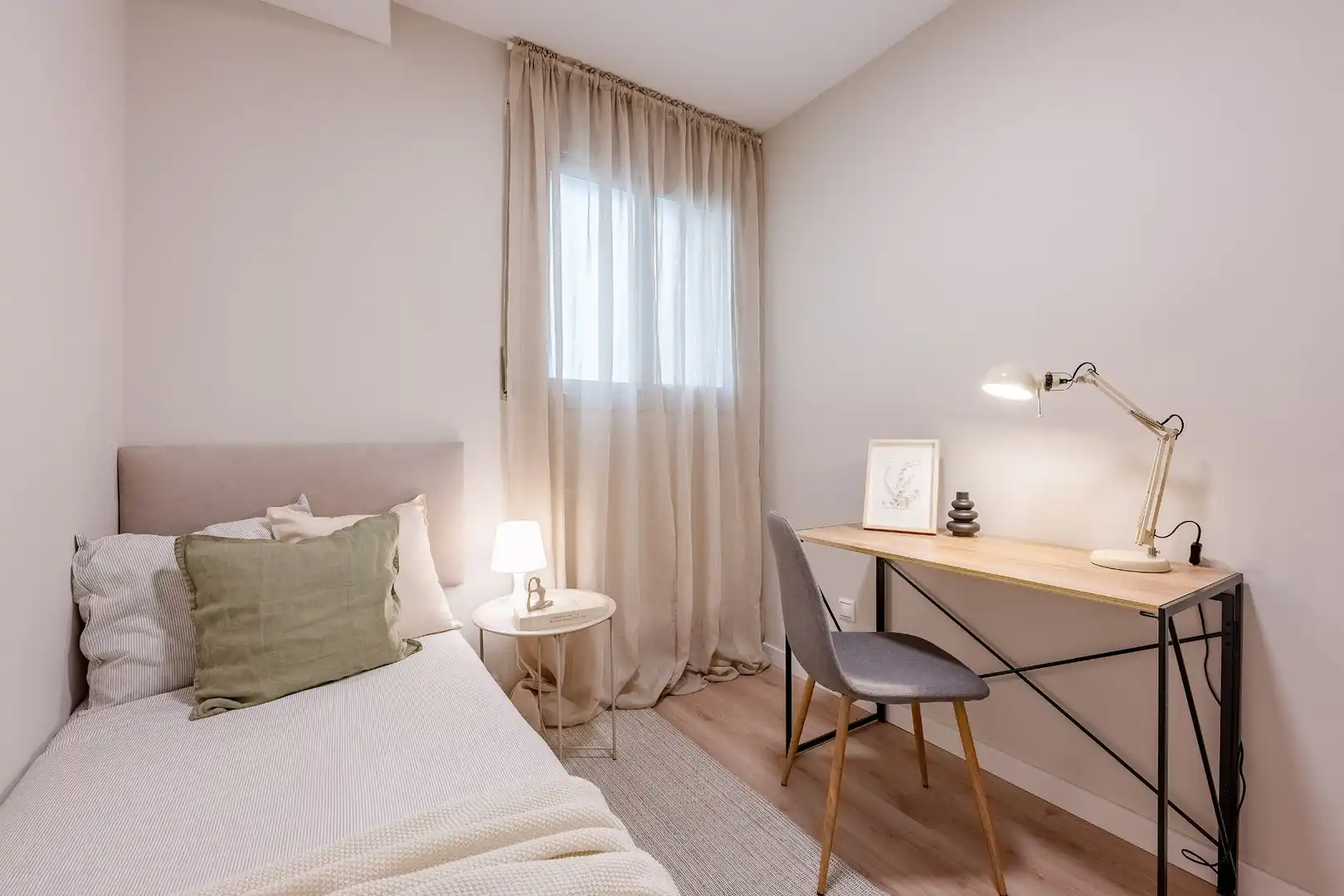 Piso en venta en Antoni de Capmany, El Palau - Escorxador