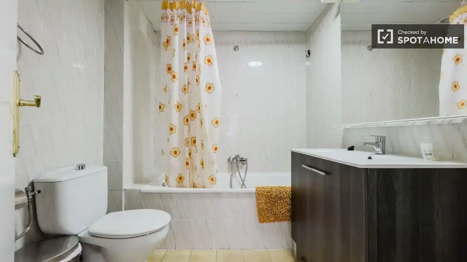 Room in El Coll