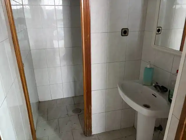 Bany de Nau industrial en venda en Leganés
