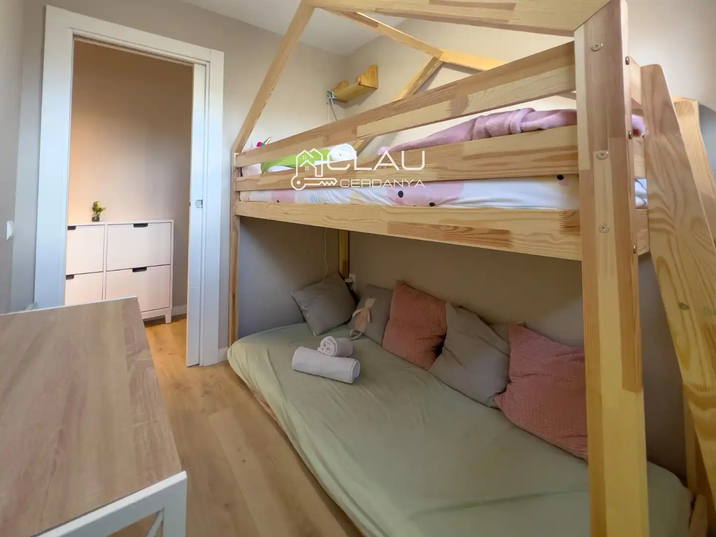 Habitación de Piso en venta en Sainte - Léocadie con Calefacción, Jardín privado y Parquet