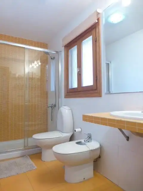 Bany de Casa o xalet en venda en Roquetas de Mar amb Aire condicionat, Calefacció i Jardí privat