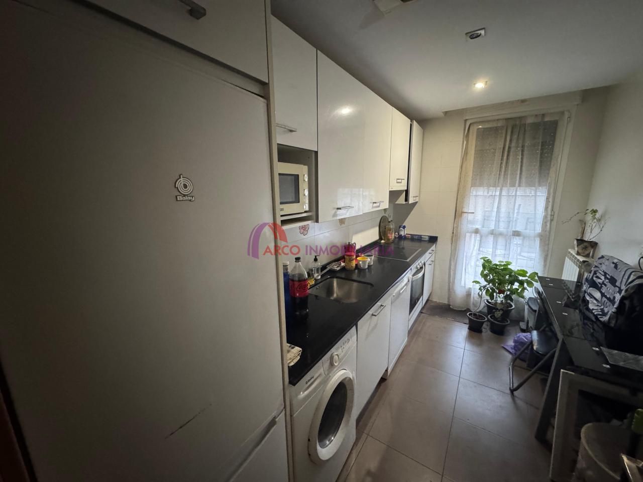 Cuina de Pis en venda en Burgos Capital amb Calefacció, Terrassa i Traster