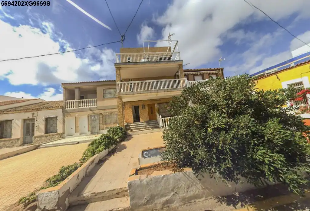 Piso en venta en c/ Isidoro Maiquez 8 Los Nietos