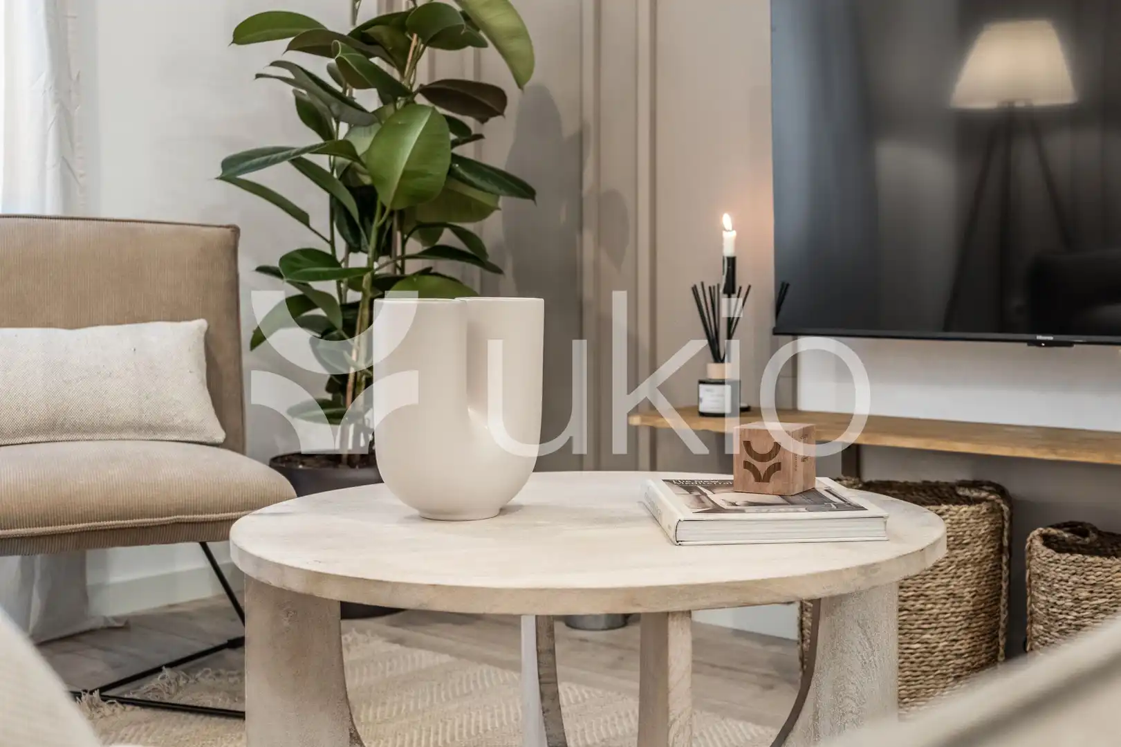 Sala de estar de Apartamento de alquiler en Madrid con Aire acondicionado, Calefacción y Amueblado