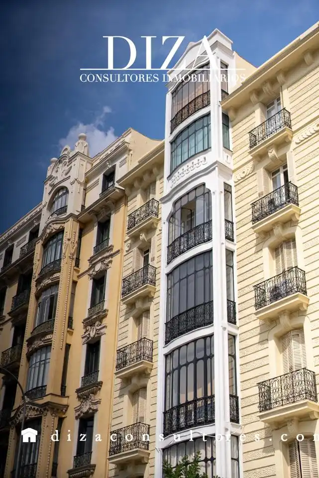 Penthouse with lift to rent in De Montalbán, imagen 8