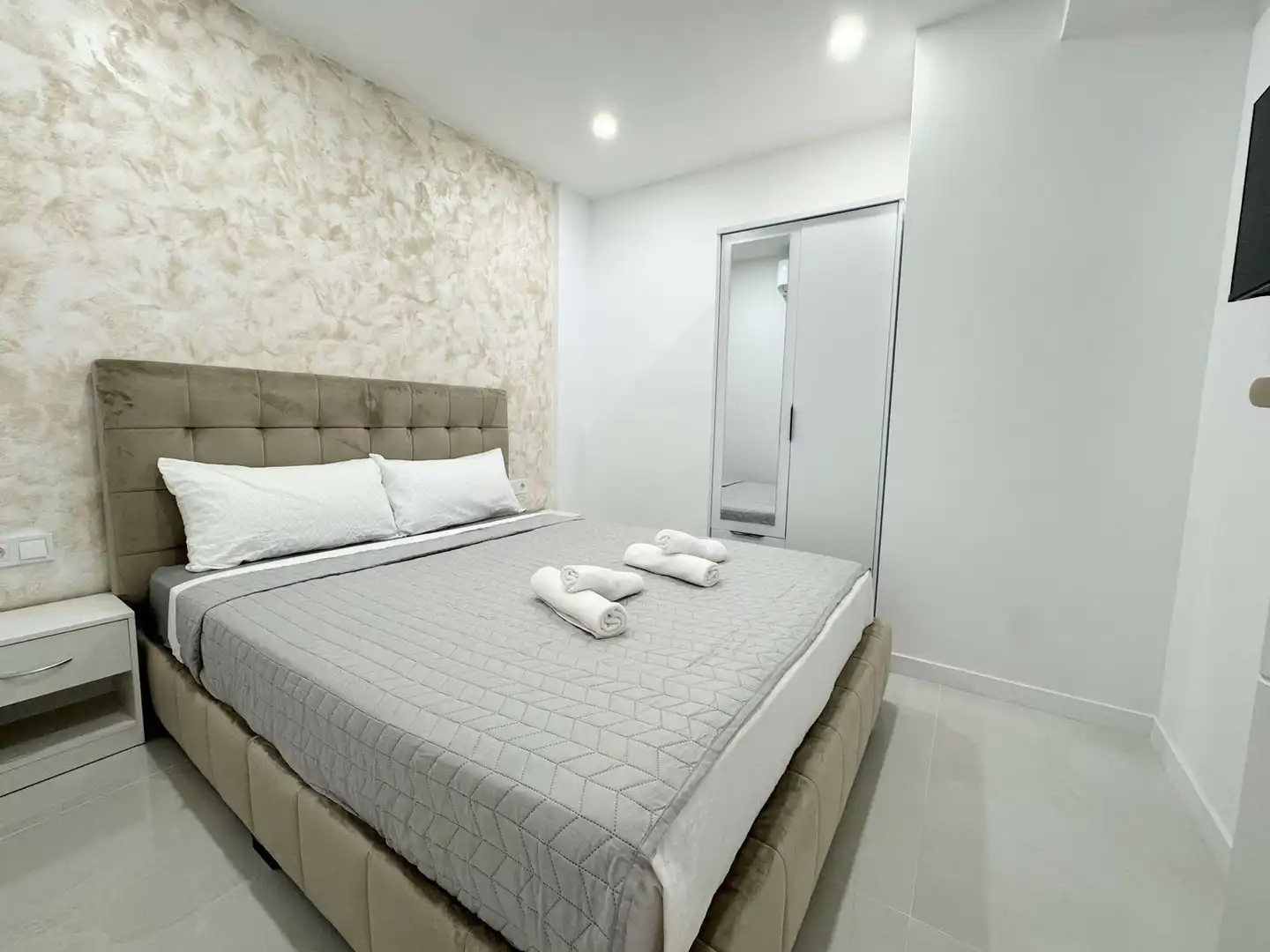 Habitación de Piso en venta en Alicante / Alacant con Jardín privado y Terraza
