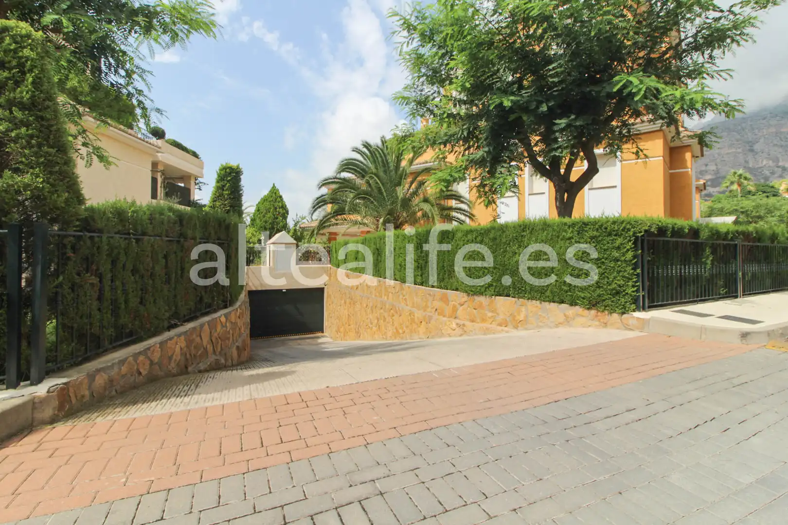 Vista exterior de Apartamento en venta en Altea con Aire acondicionado, Calefacción y Jardín privado