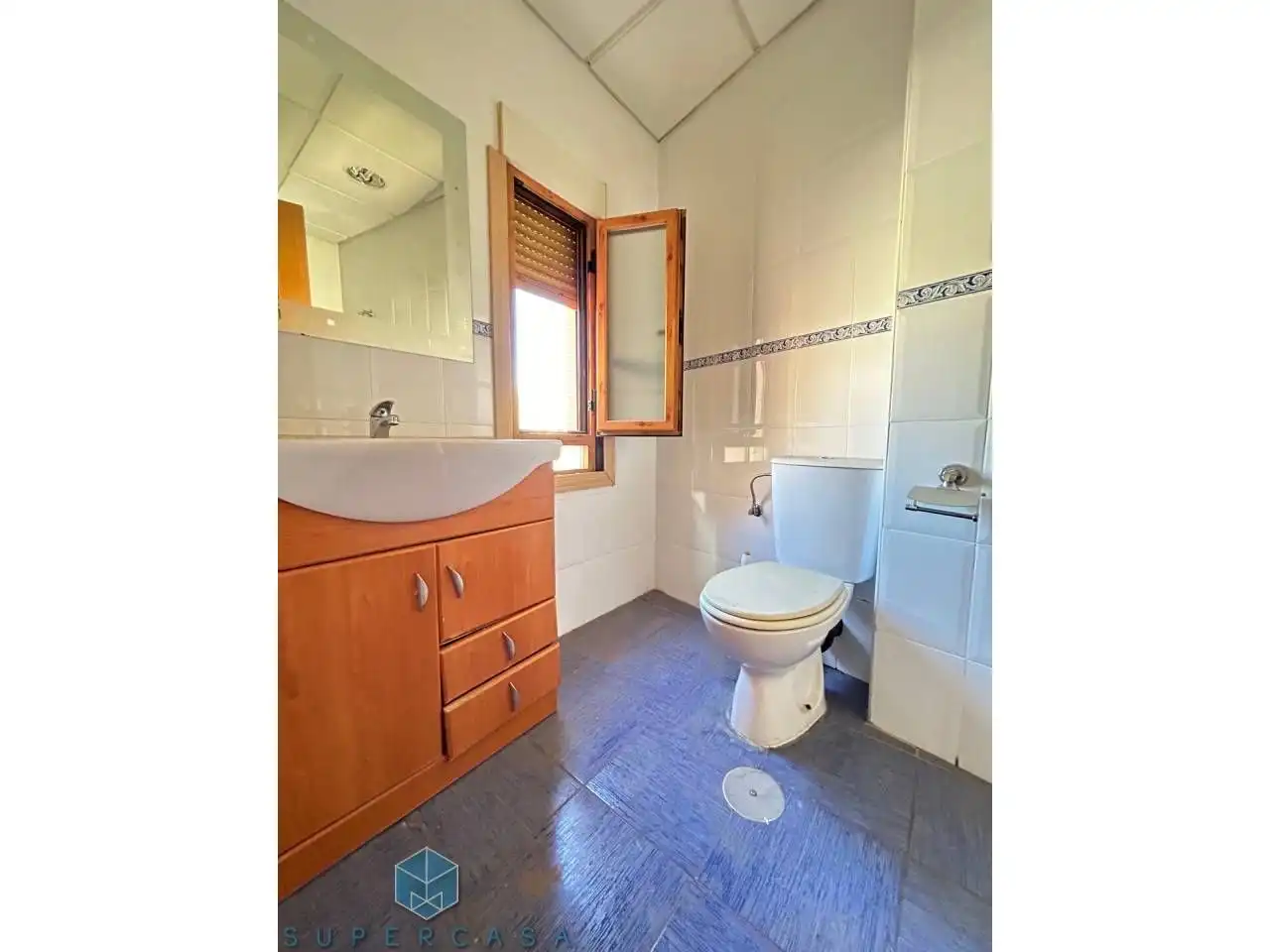 Baño de Local de alquiler en Toledo