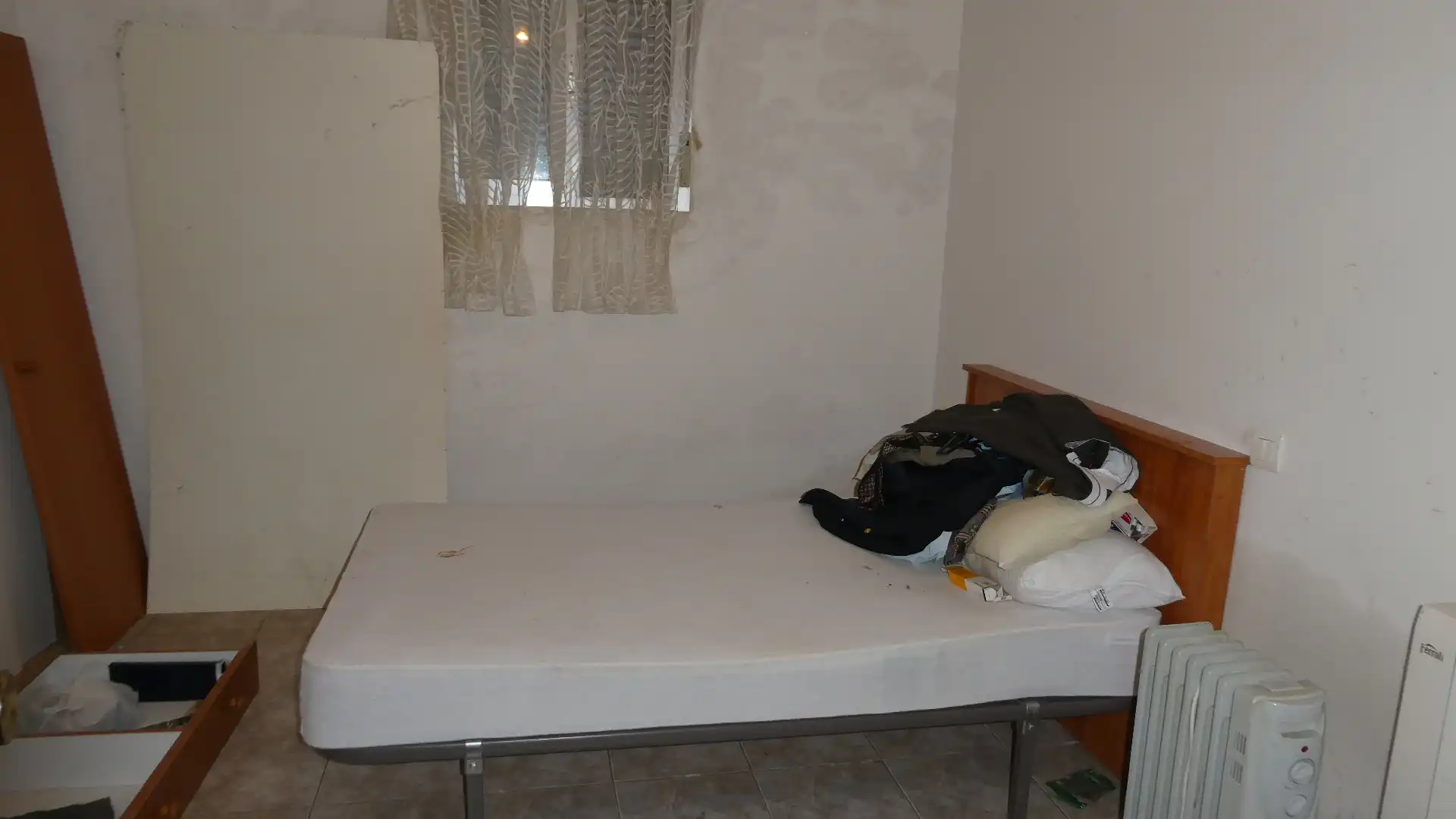 Bedroom of Houses for sale in Palacios del Pan