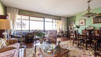 Living room of Flat for sale in  Madrid Capital  with Air Conditioner, Heating and Terrace