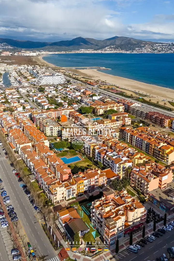 Flat with pool for sale in Muga - Gran Reserva - Badia, imagen 6