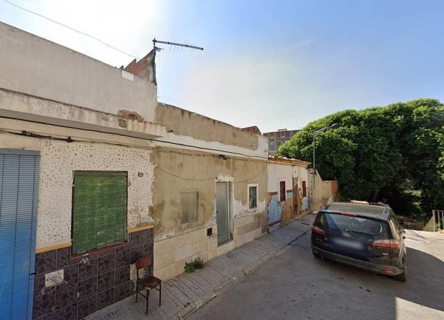 Casa-chalet en Venta en  ALBACETE, 23 en Poligono Mas del Jutge