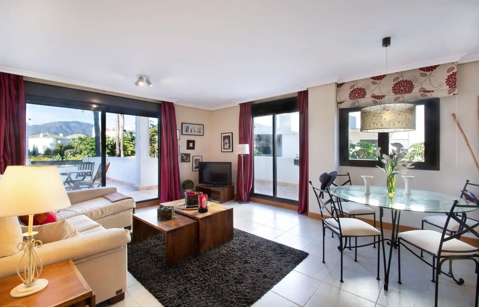 Flat with terrace for sale in Avenida de la Resina 105, imagen 2