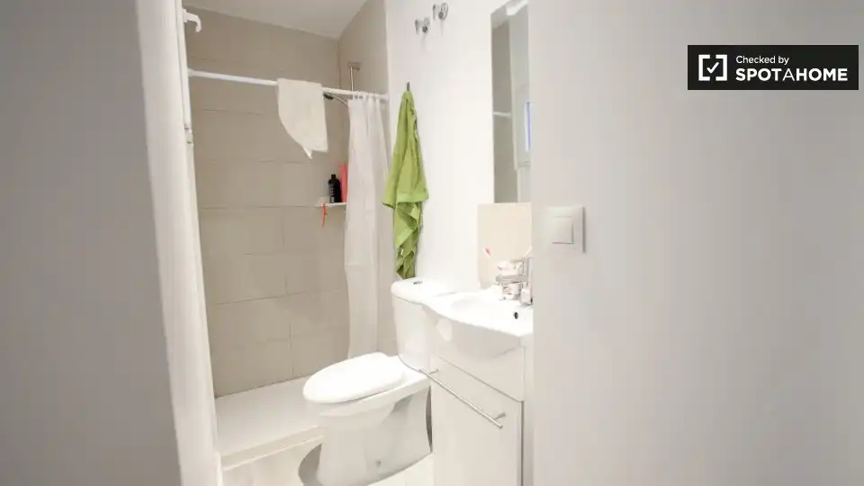 Room in Zona Campus Universitario