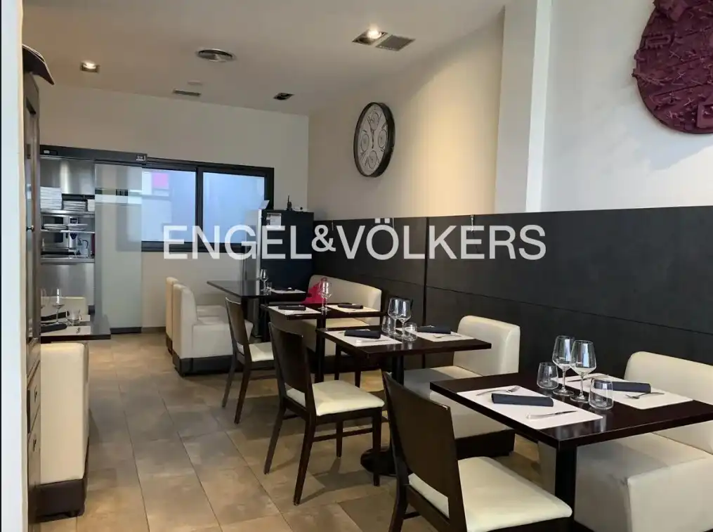 Local comercial en venda a Centre, imagen 8