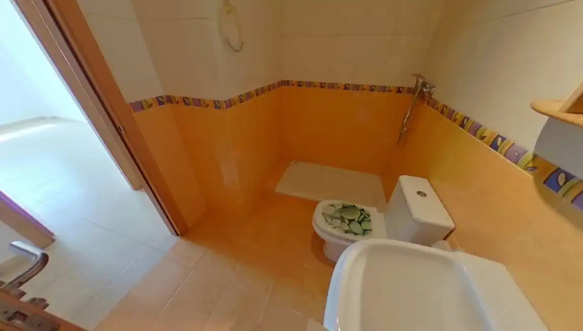 Baño de Dúplex en venta en Torrelles de Foix con Terraza y Balcón