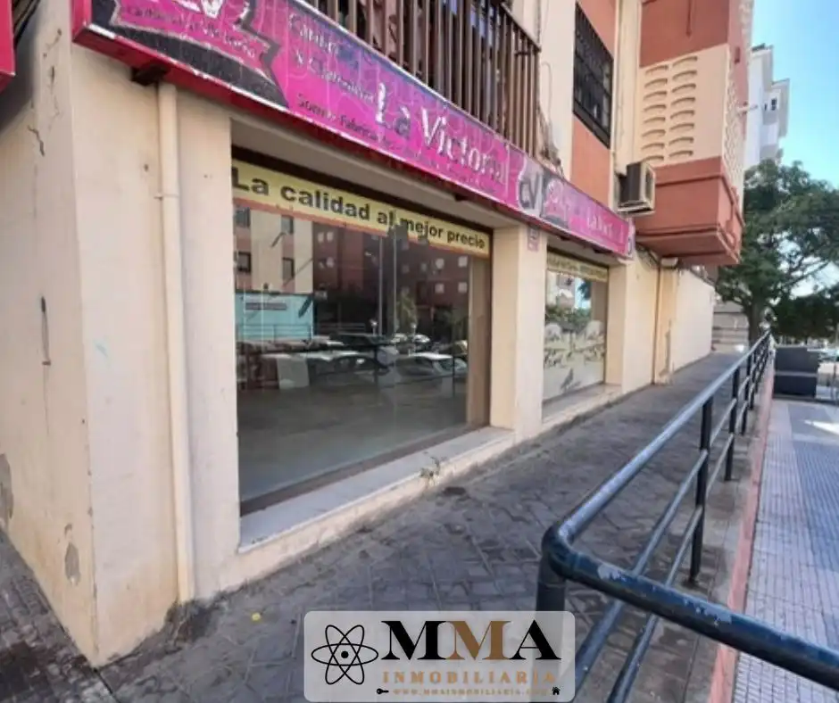 Local commercial à louer à Avenida de las Fuerzas Armadas, imagen 6