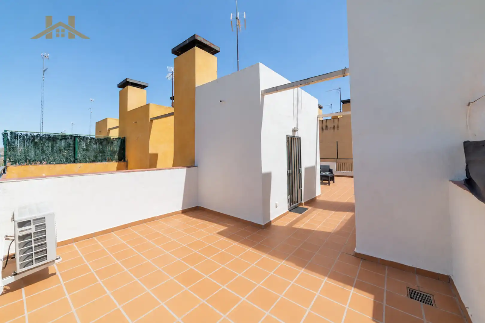 Terrassa de Casa adosada en venda en Seseña amb Aire condicionat, Calefacció i Jardí privat