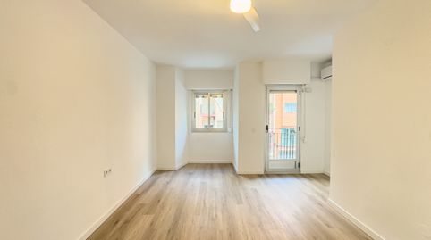 Foto 3 von Wohnung zur Miete in Benalúa, Alicante / Alacant