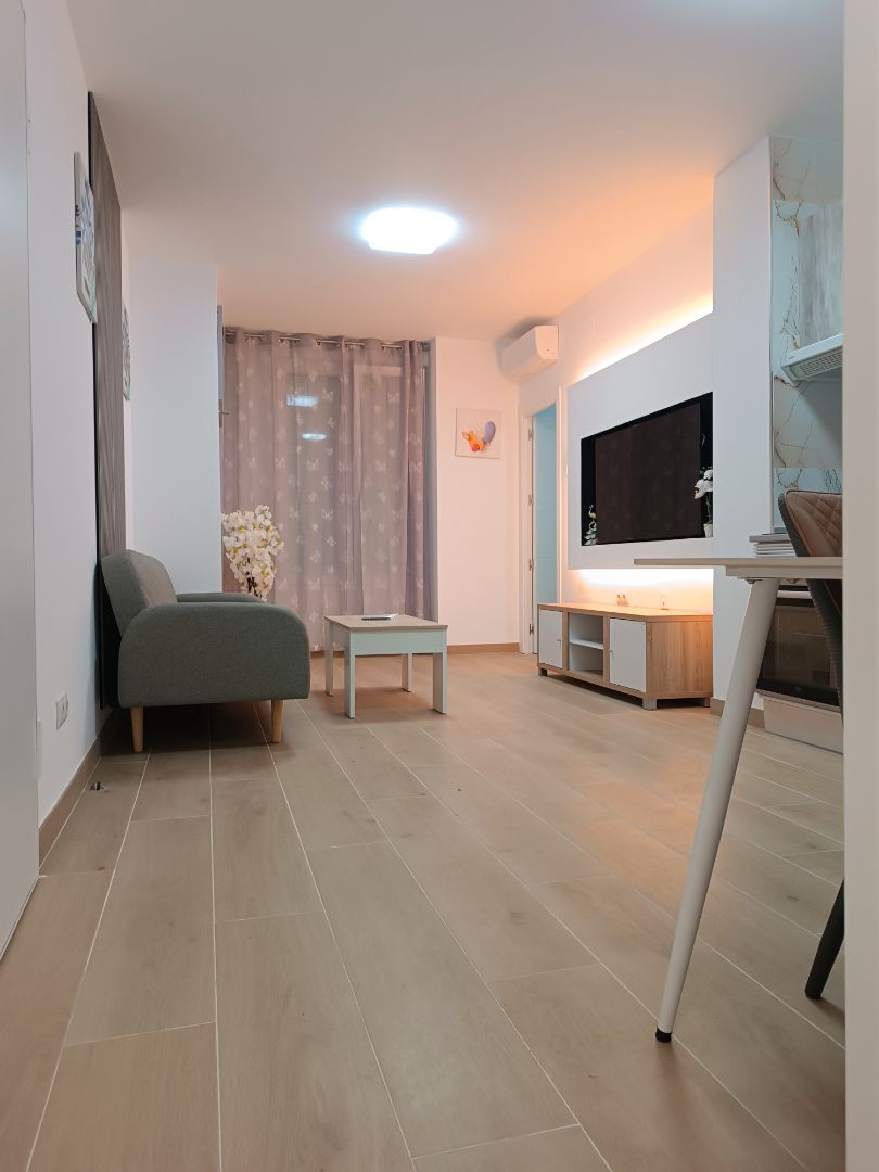 Living room of Apartment to rent in Coslada  with Air Conditioner, Heating and Furnished