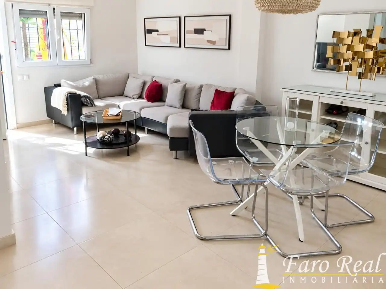 Sala d'estar de Apartament de lloguer en Centro - Calzada - Cabo Noval