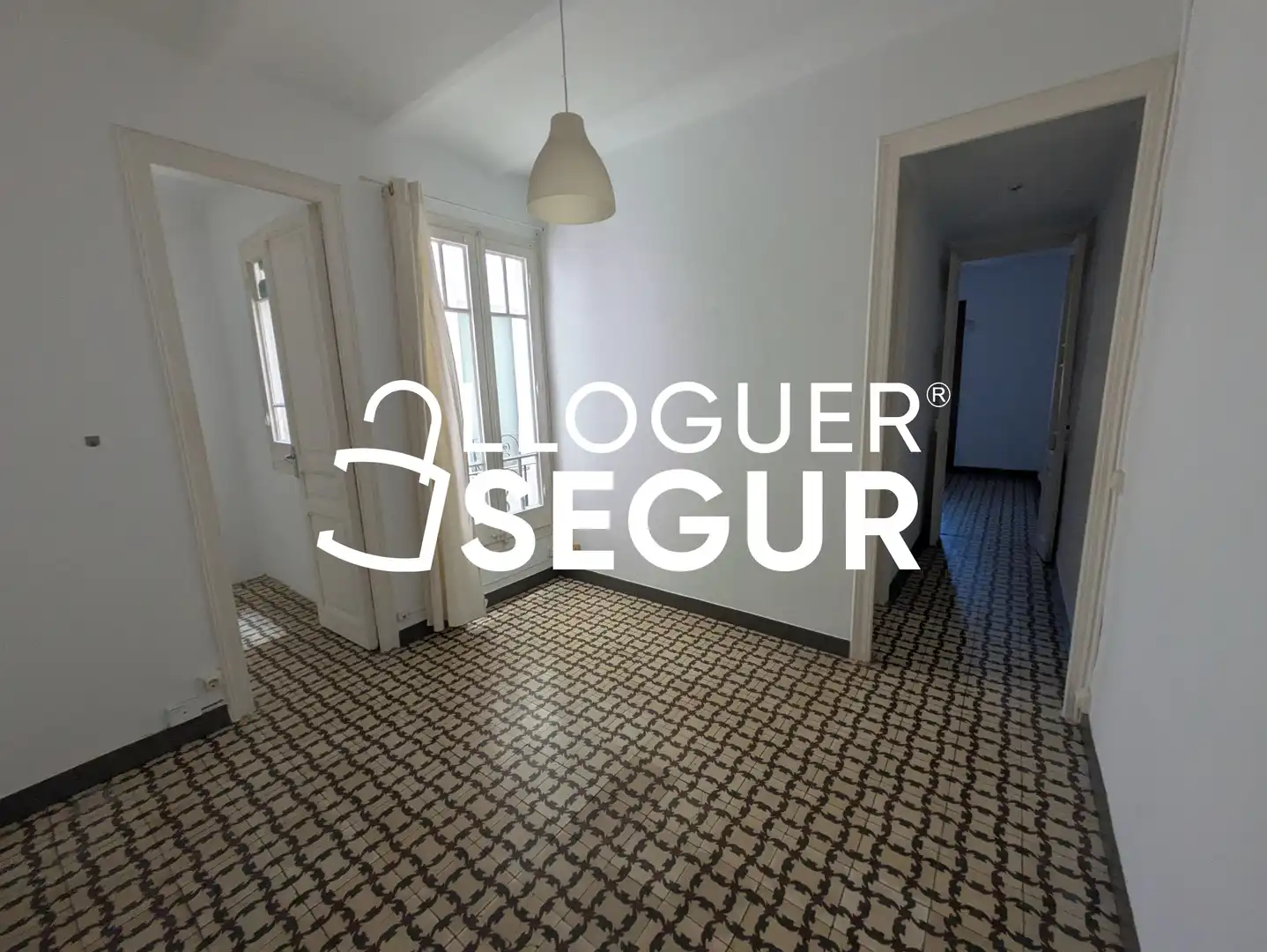 Piso de alquiler en Violant d'Hongria, Sants