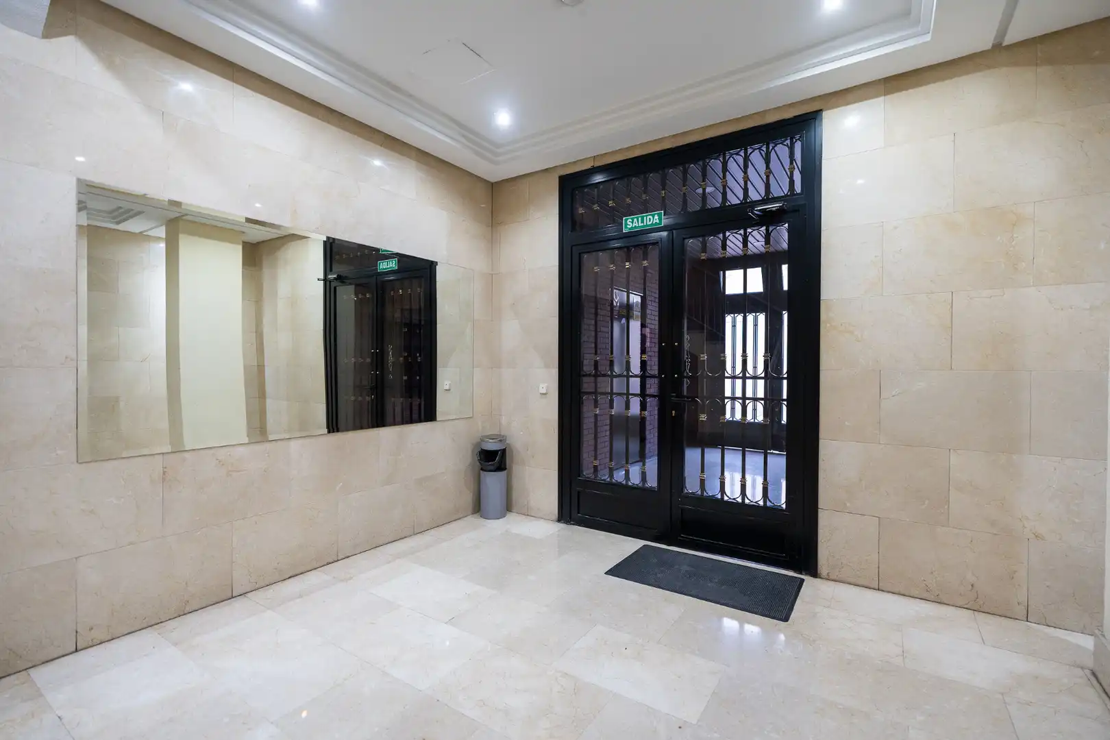 Flat for sale in Madrid  with Heating, Balcony and Community pool