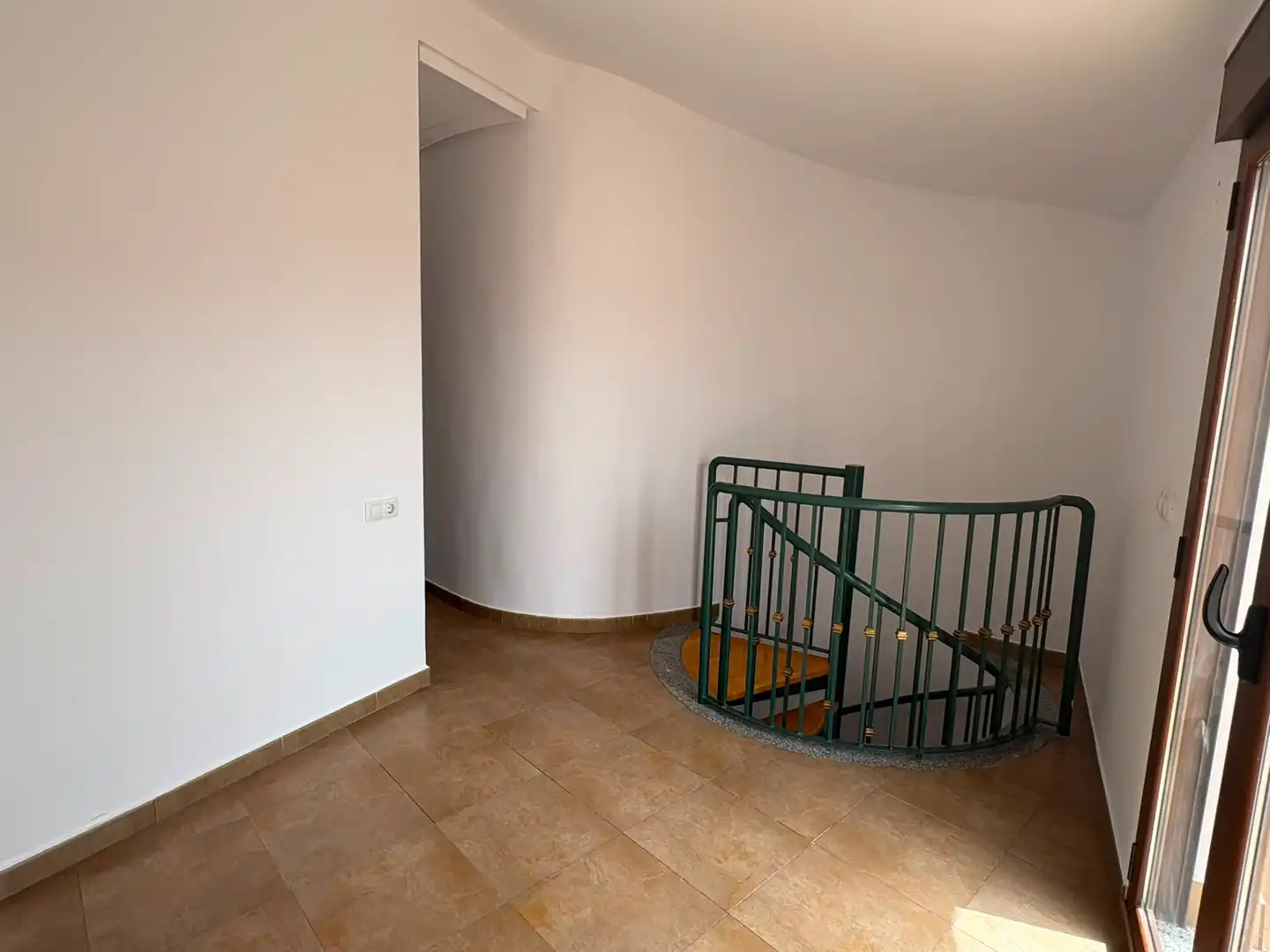 Dúplex de alquiler en Agost con Terraza y Balcón