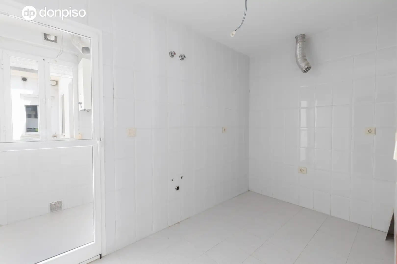 Piso con ascensor en venta en Avenida de Sierra Nevada 90, imagen 10