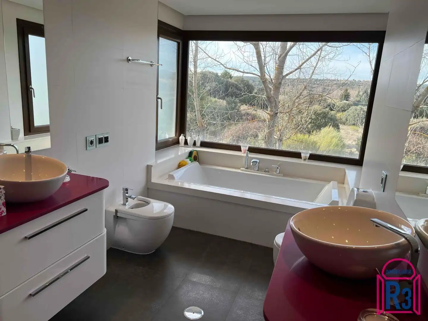 Baño de Casa o chalet en venta en Cuadros con Calefacción, Terraza y Piscina