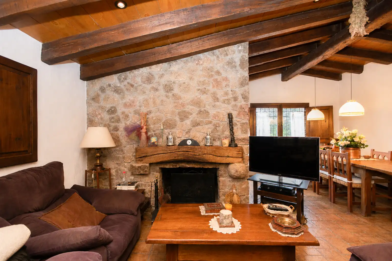 Sala de estar de Finca rústica en venta en L'Esquirol con Calefacción, Jardín privado y Terraza