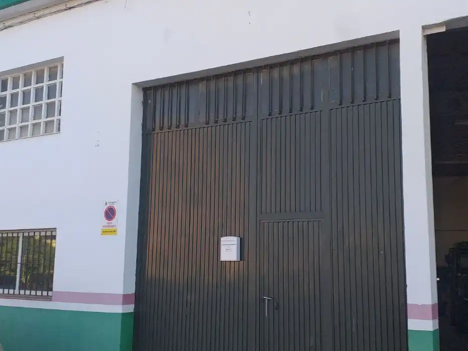 Nau industrial en venda a Calle Tapón 12