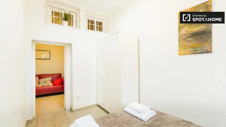Habitació a Cortes - Huertas
