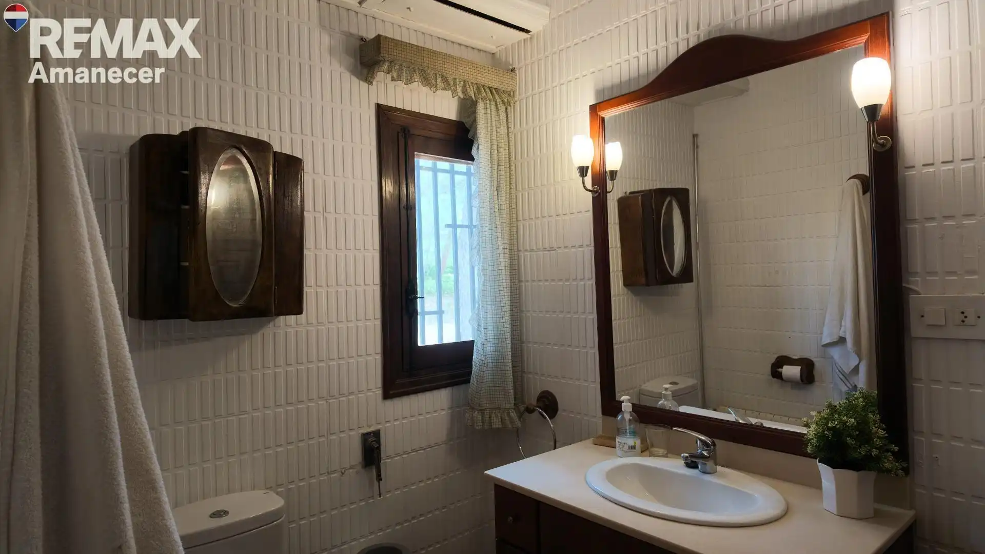 Baño de Casa o chalet en venta en Banyeres de Mariola con Piscina comunitaria