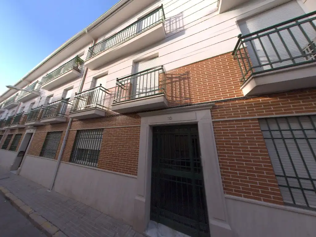 Vista exterior de Pis en venda en Lucena