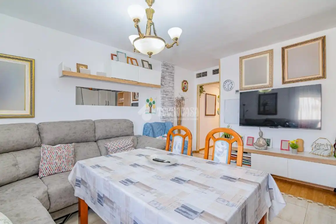 Living room of Flat for sale in Alhendín  with Air Conditioner and Furnished