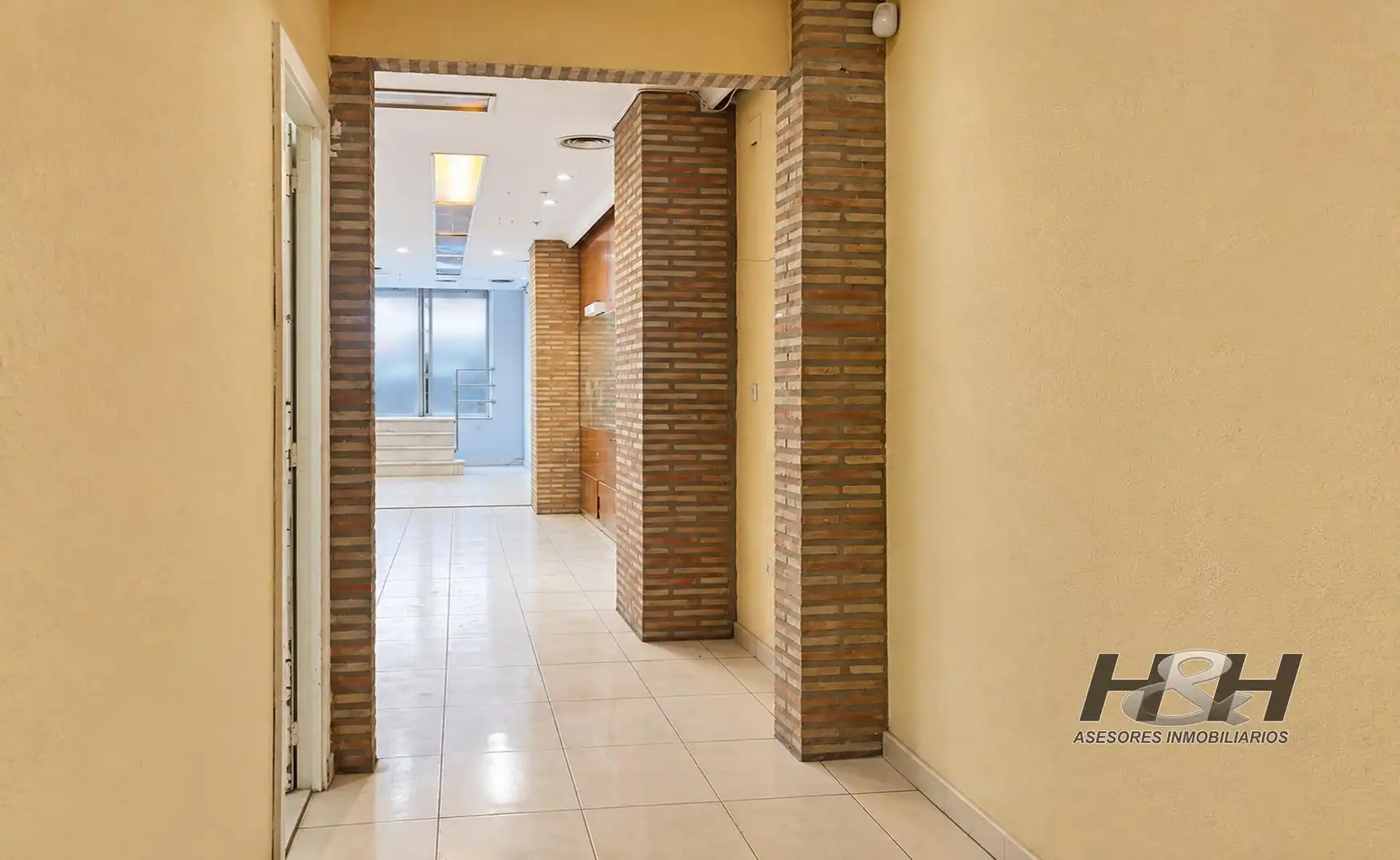 Business premises for sale in El Castell, imagen 7