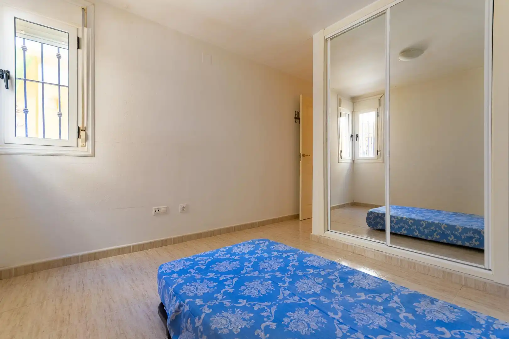 Schlafzimmer von Wohnungen zum Verkauf in Mutxamel mit Privatgarten, Terrasse und Gemeinschaftspool