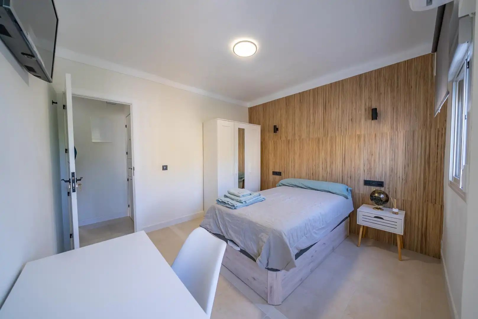 Schlafzimmer von Wohnung zur untervermieten in Sevilla mit Klimaanlage, Terrasse und Möbliert