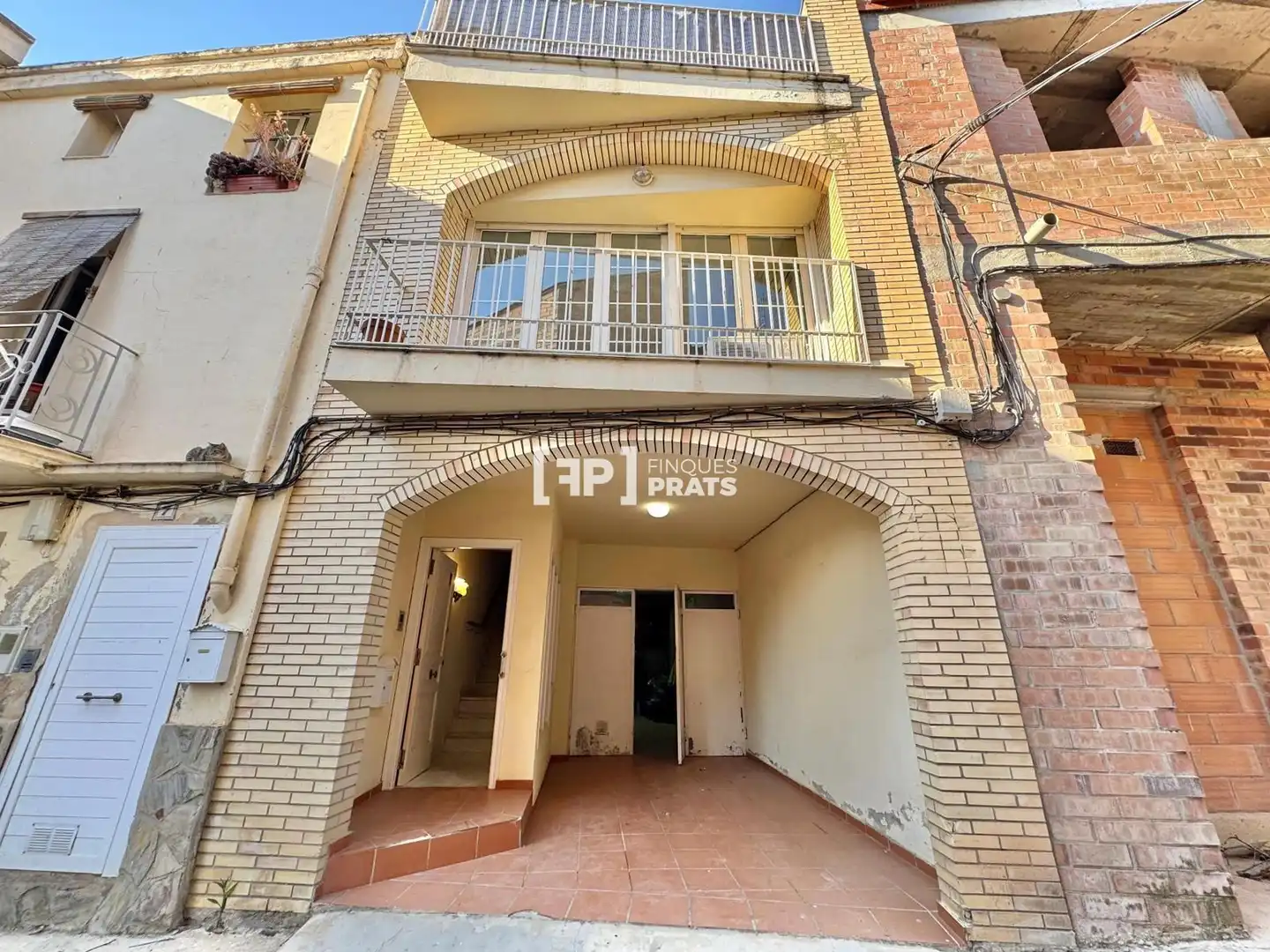 Exterior view of Houses for sale in Albesa  with Air Conditioner and Heating