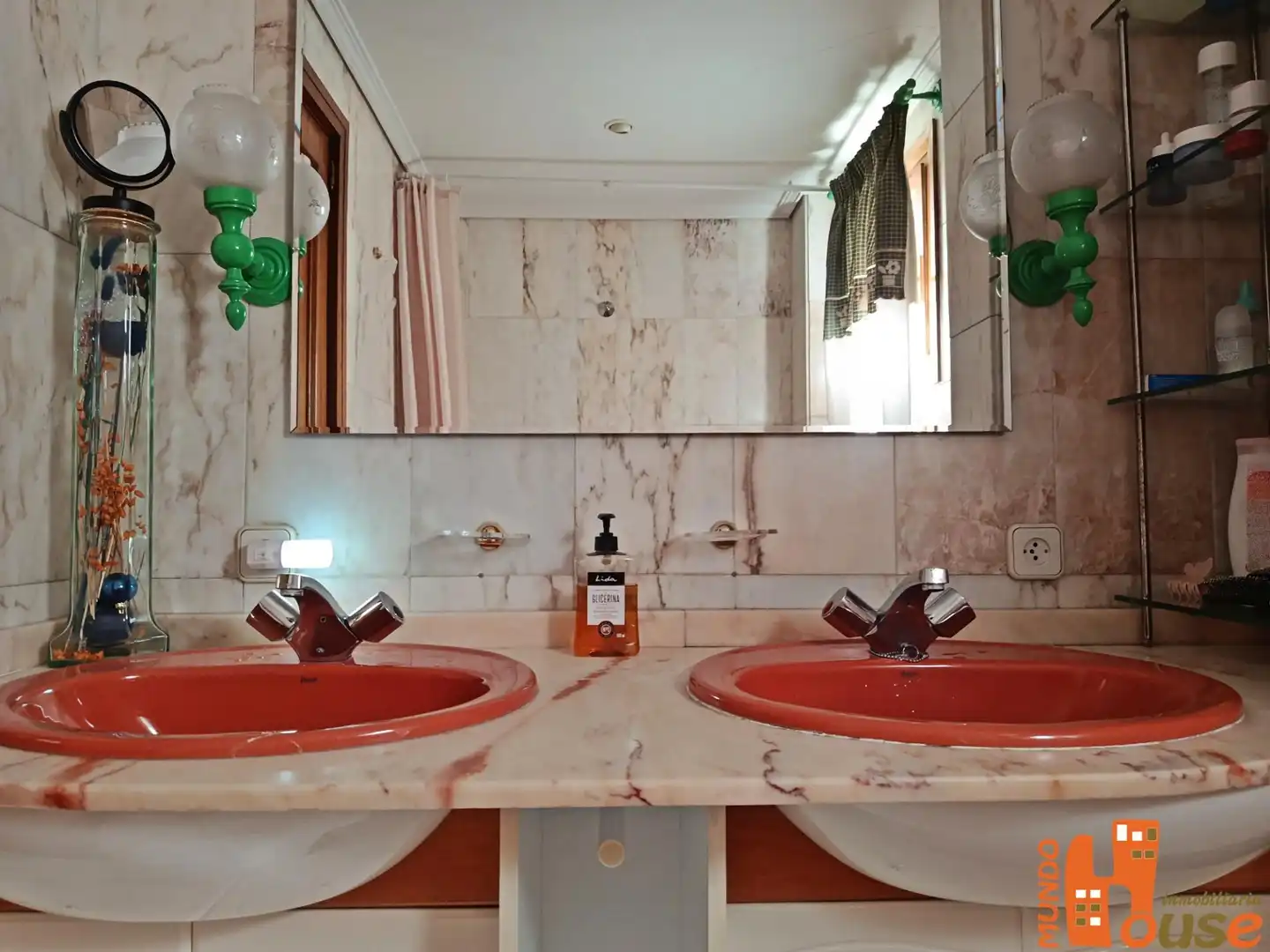 Bathroom of Flat for sale in Segovia  with Furnished