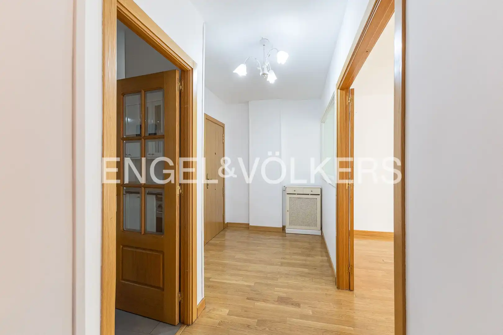 Wohnung zur Miete in Madrid mit Klimaanlage, Heizung und Parkett