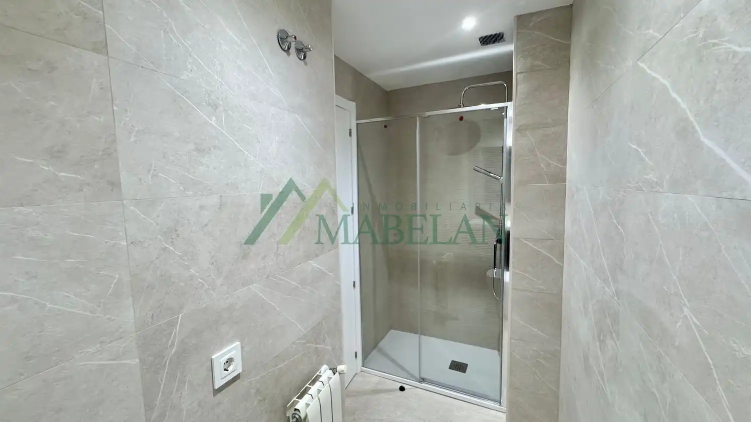 Piso con ascensor en venta en Travesía MATADERO, imagen 17