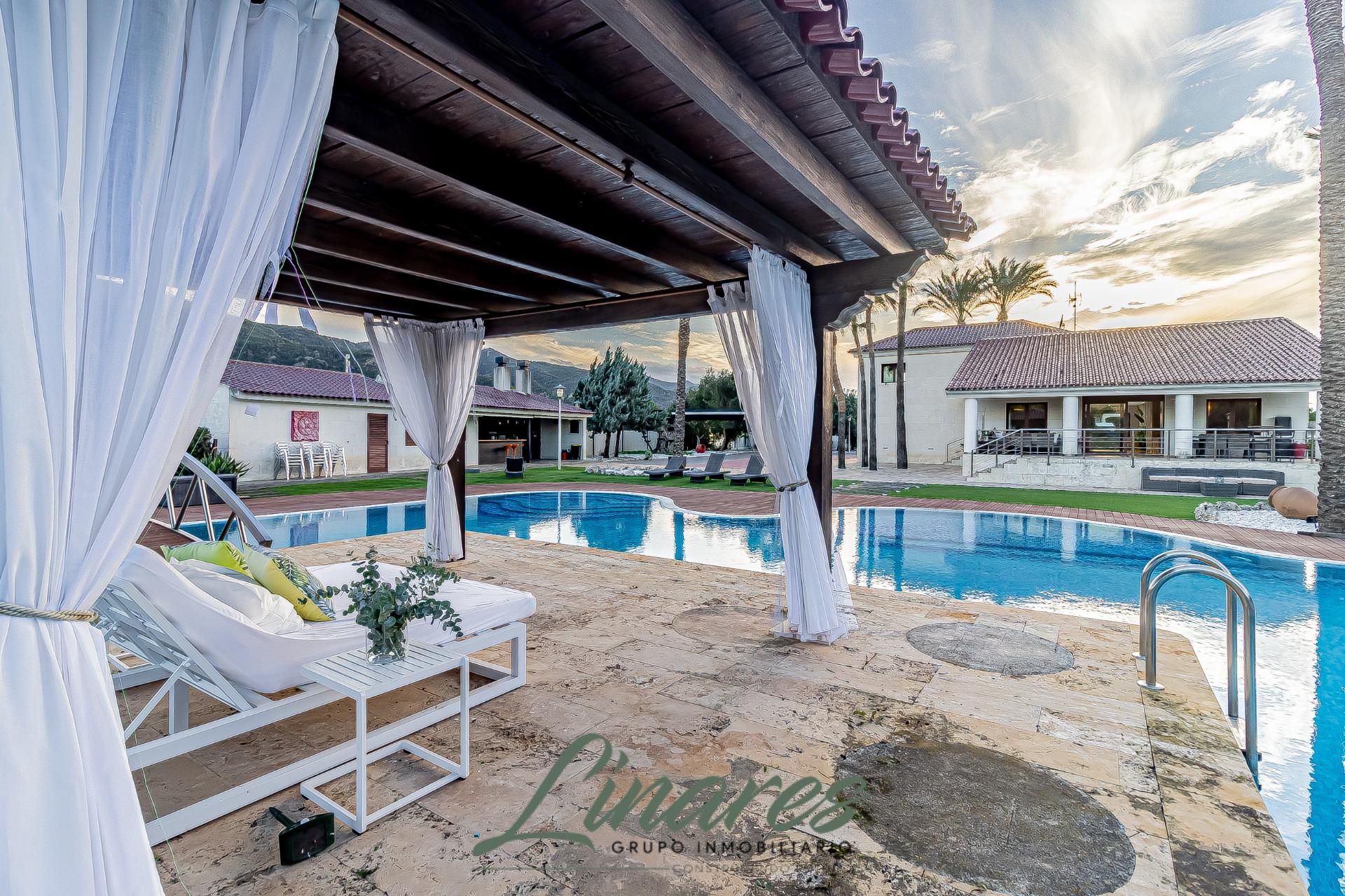 Exterior view of Houses for sale in  Murcia Capital  with Air Conditioner, Private garden and Swimming Pool