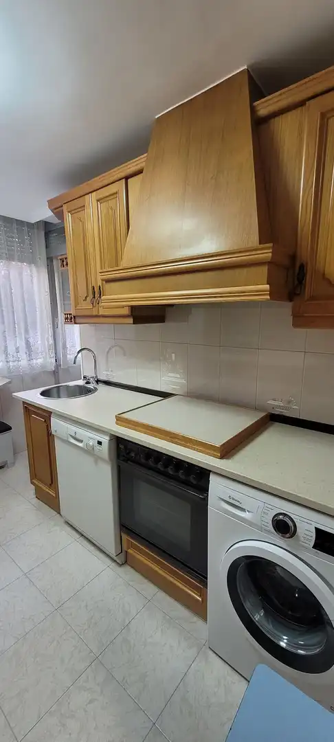 Kitchen of Flat for rent in Madrid  with Air Conditioner, Heating and Terrace
