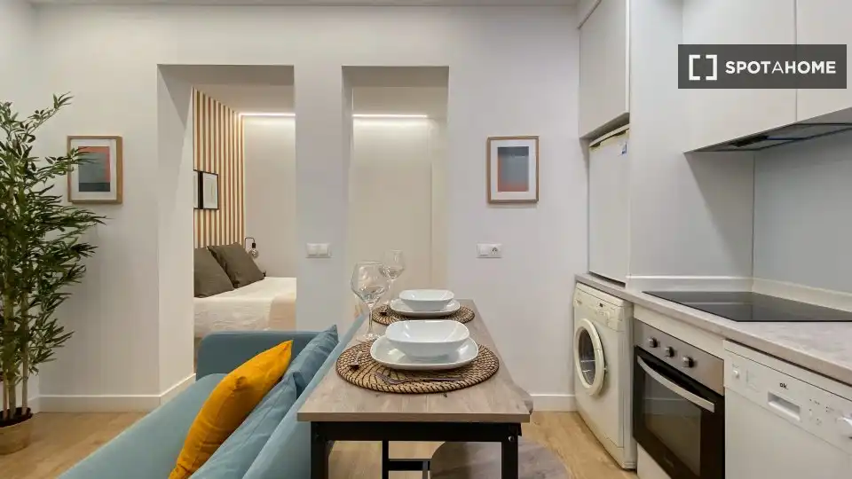 Wohnzimmer von Wohnung zur Miete in Madrid mit Klimaanlage, Heizung und Möbliert