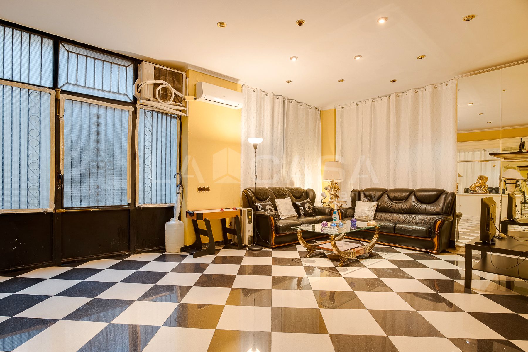 Living room of Planta baja for sale in  Barcelona Capital