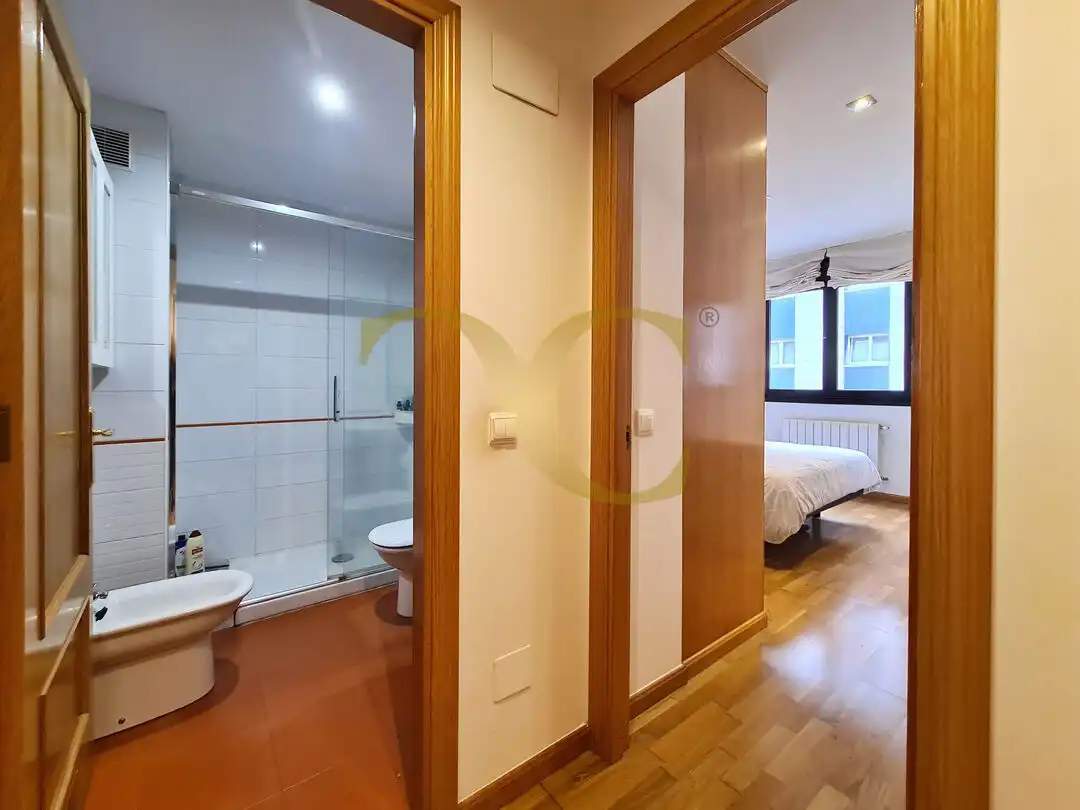 Schlafzimmer von Wohnungen zum Verkauf in Gijón  mit Heizung und Abstellraum